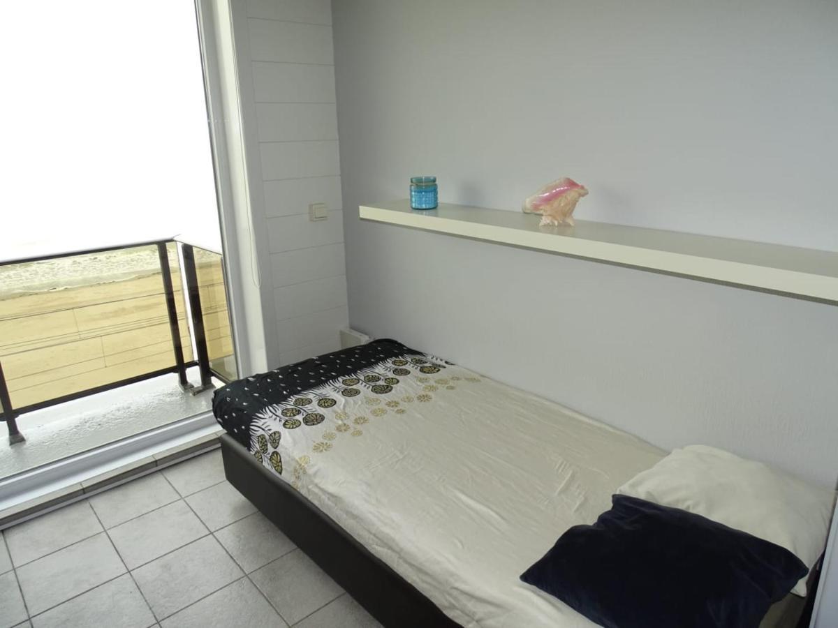 Modern Studio Direct Seaview & Free Parking Остенде Экстерьер фото